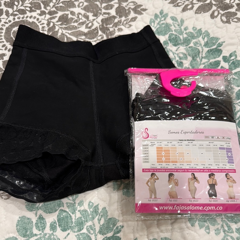 Colombian butt lifting Black Shapewear Shorts XS